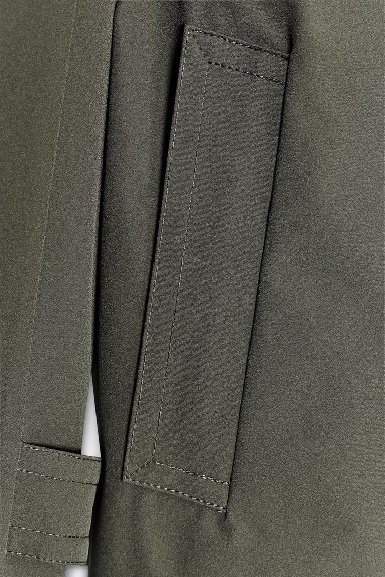 WATER REPELLENT WINDPROOF DOUBLE-BREASTED TRENCH COAT.