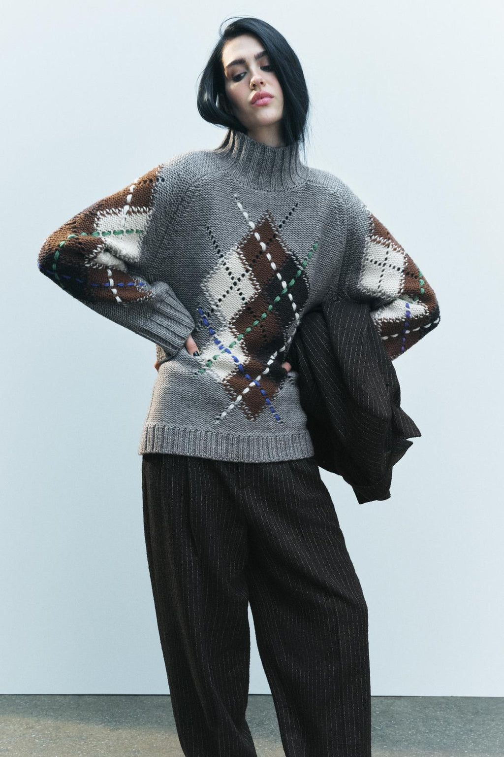 DIAMOND KNIT SWEATER.